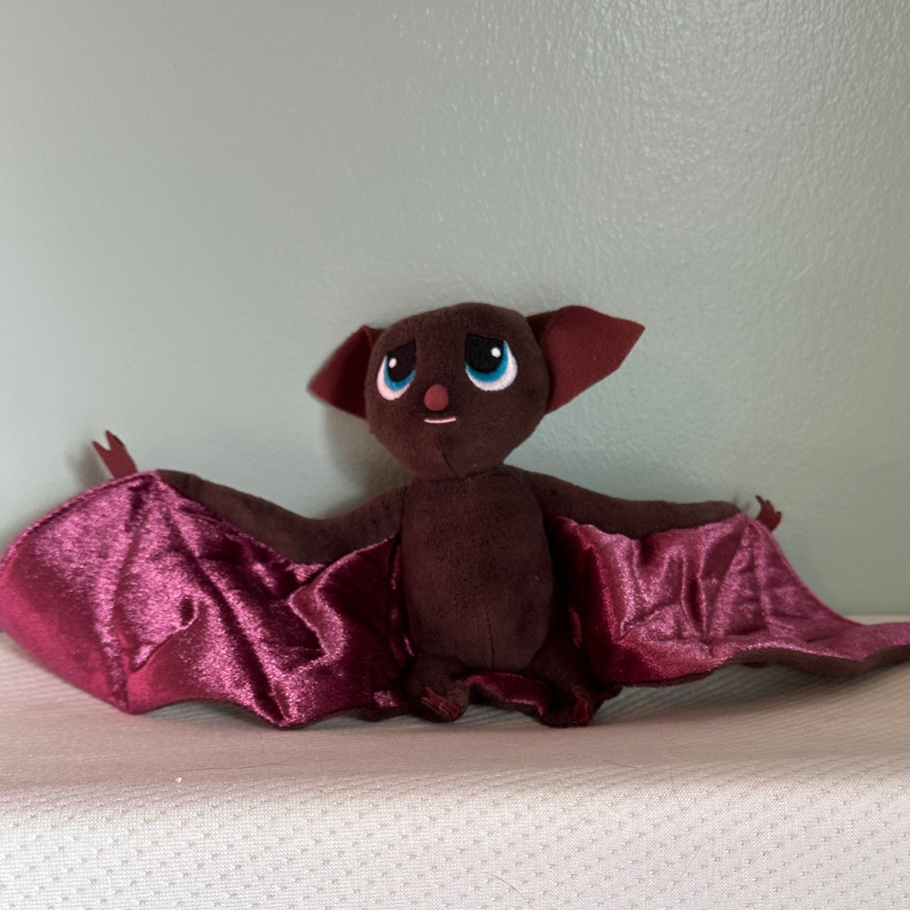 Hotel Transylvania Posable Mavis bat